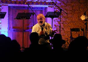 Fabio tolledi presenta il suo ultimo libro  meridiani. il mediterraneo tra mito e tragedia