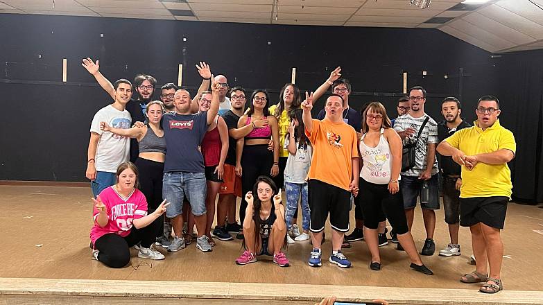 Arriva abracadown, il primo musical magico in favore dell'inclusione. protagonisti i ragazzi con sindrome di down.