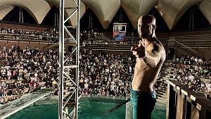 Sulle orme dei dinosauri sotto le stelle. zoomarine inaugura l'apertura serale con il supe