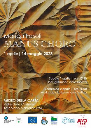 Mostra manus choro