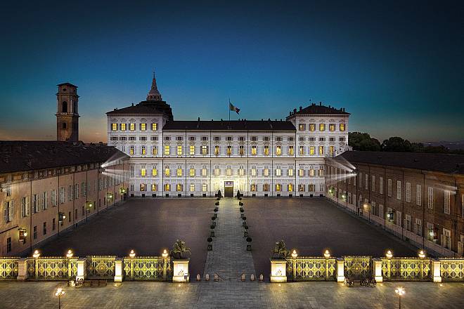 Notturnno a palazzo reale