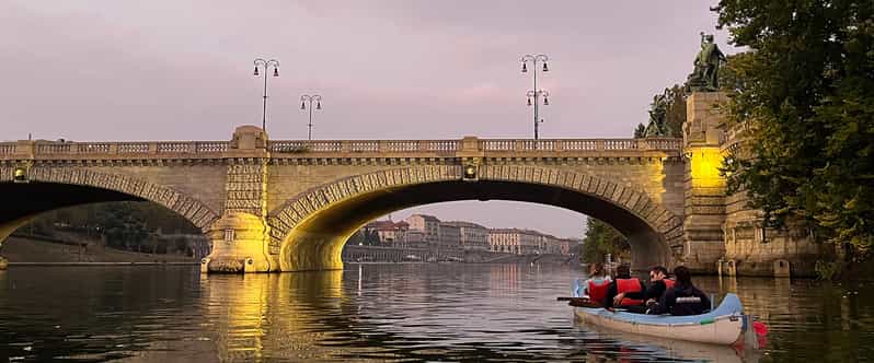 Torino in canoa - speciale halloween