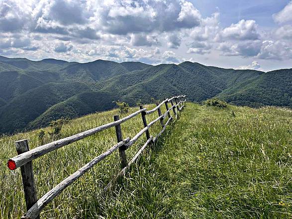 Badia di moscheta trekking nella valle dell'inferno