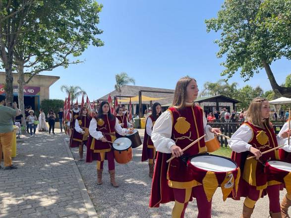 La storia da protagonisti. museo a cielo aperto interattivo a zoomarine, per trasformarsi in veri cavalieri nel regno di camelot con la giostra cavalleresca di sulmona