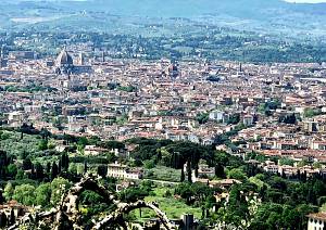 Tour a fiesole by night
