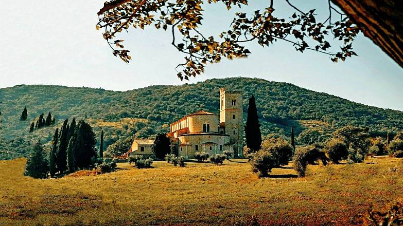 Montalcino escursione fra il brunello e l'abbazia di sant'antimo