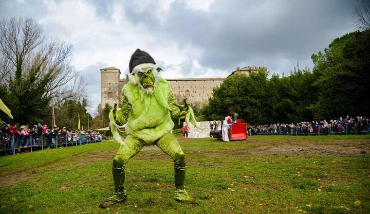 Fantastico mondo del noir: halloween da brividi nelle segrete del castello di lunghezza