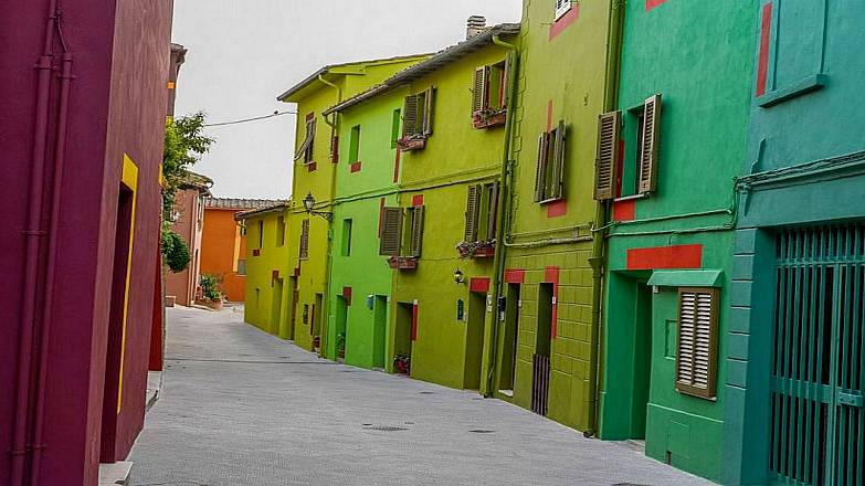 Tour a ghizzano il borgo colorato