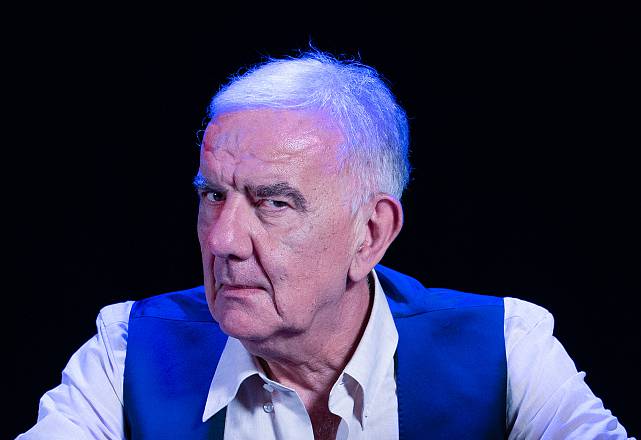 Teatro golden: parte “prima fila sharing con il debutto di gene gnocchi e il suo se non ci pensa dio ci penso io